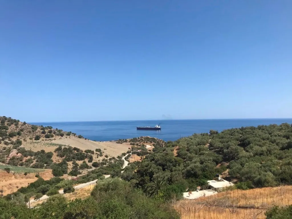 γη προς πώληση 9000 τ.μ Μοίρες Νομός Ηρακλείου