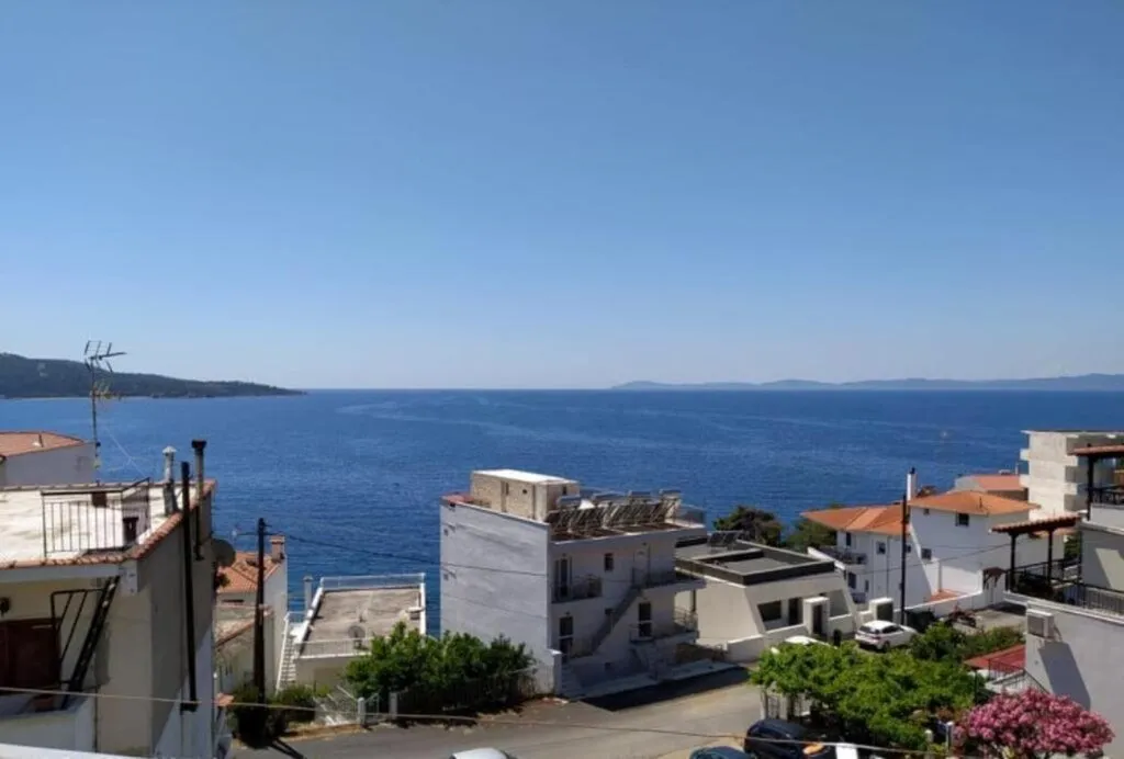 ξενοδοχείο προς πώληση 386 τ.μ Σιθωνία Χαλκιδική