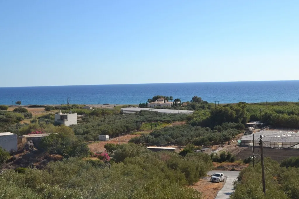 γη προς πώληση 1000 τ.μ Μακρύς Γιαλός Νομός Λασιθίου