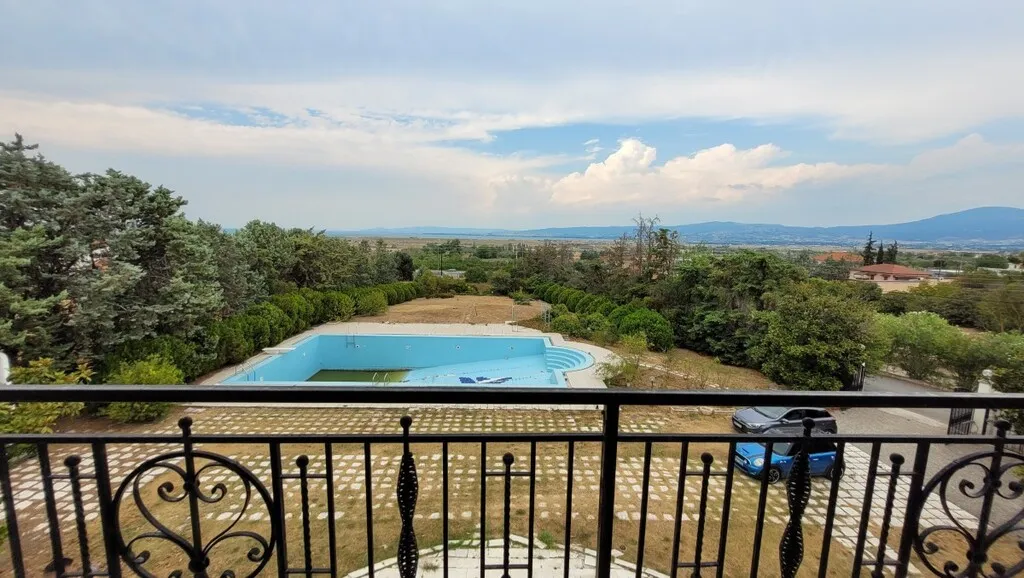 βίλα προς πώληση 1050 τ.μ Θέρμη Προάστια Θεσσαλονίκης