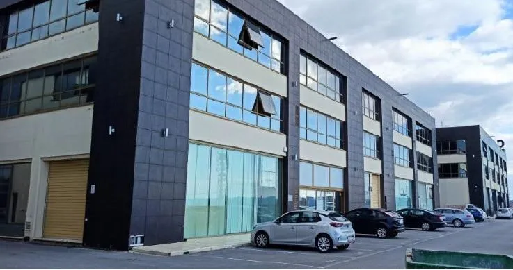 εμπορικό ακίνητο προς πώληση 305 τ.μ Πυλαία Προάστια Θεσσαλονίκης