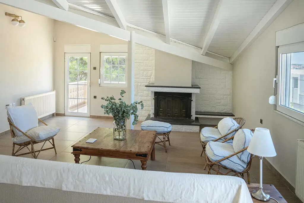 μεζονέτα προς πώληση 220 τ.μ Μαρκόπουλο Υπόλοιπη Αττικής