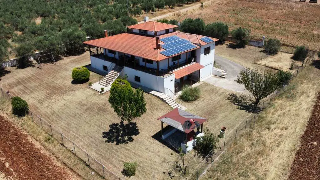 μονοκατοικία προς πώληση 350 τ.μ Πολύγυρος Χαλκιδική