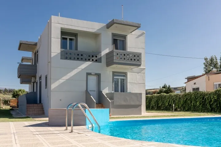 επιχείρηση προς πώληση 320 τ.μ Πλατανιάς Νομός Χανίων