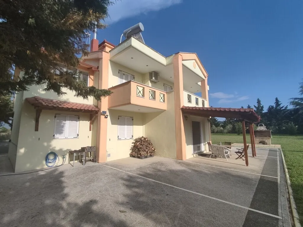 μονοκατοικία προς πώληση 240 τ.μ Βασιλικά Προάστια Θεσσαλονίκης