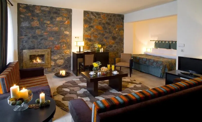 ξενοδοχείο προς πώληση 2500 τ.μ Βεγορίτιδα Πέλλα