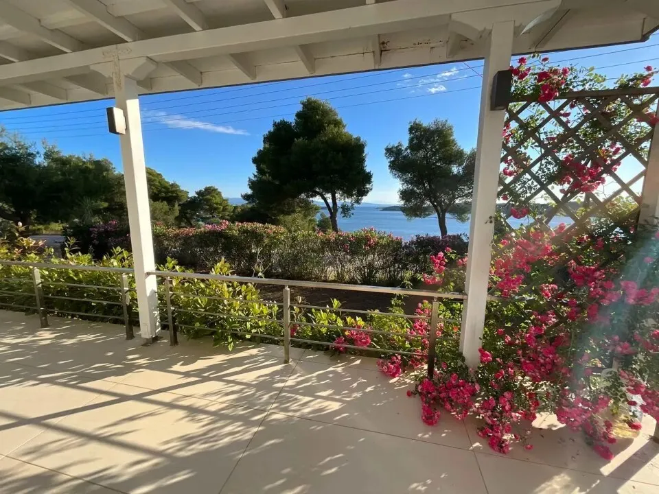 μονοκατοικία προς πώληση 126 τ.μ Σιθωνία Χαλκιδική