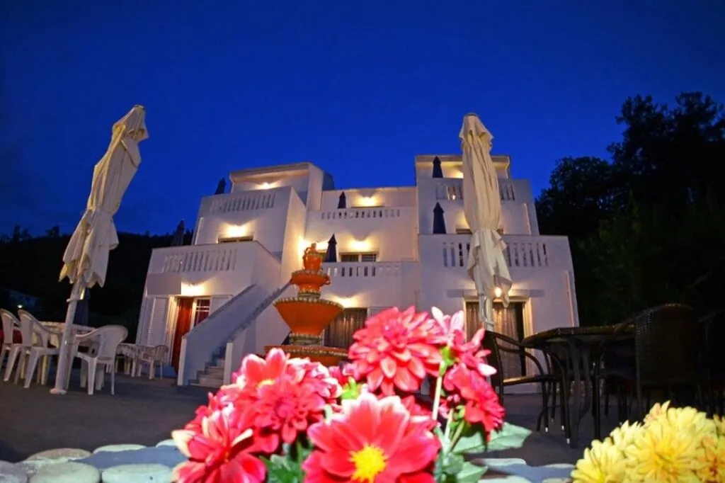 ξενοδοχείο προς πώληση 320 τ.μ Θάσος Νομός Καβάλας