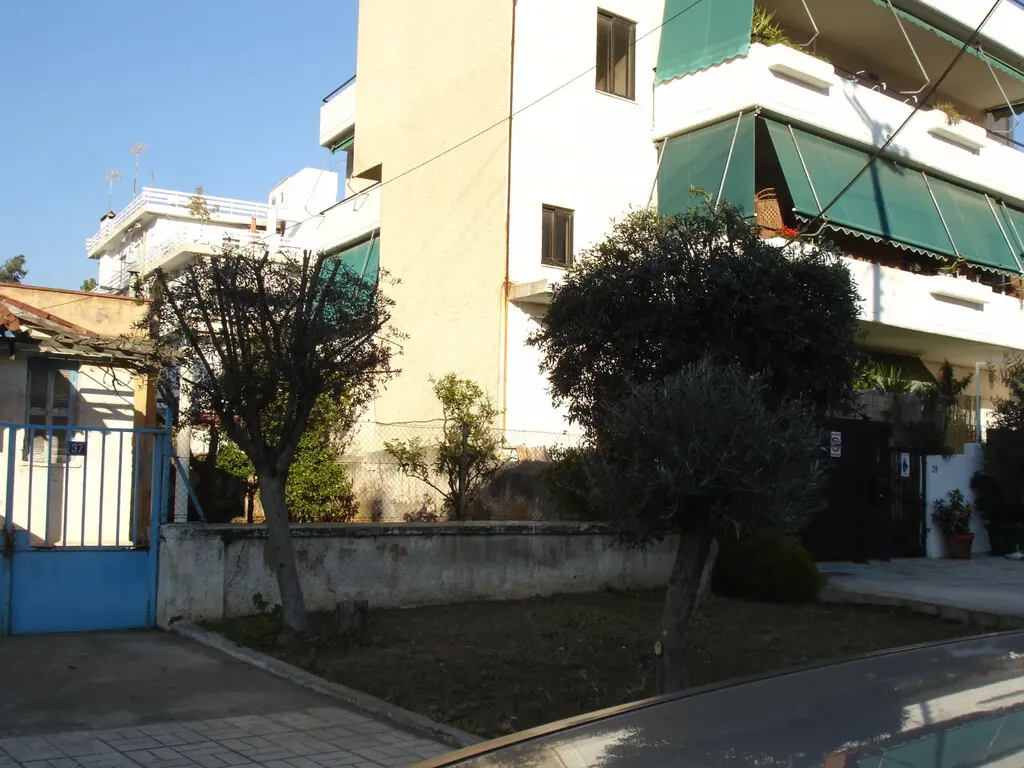 γη προς πώληση 423 τ.μ Γλυφάδα Νότια Αθήνας