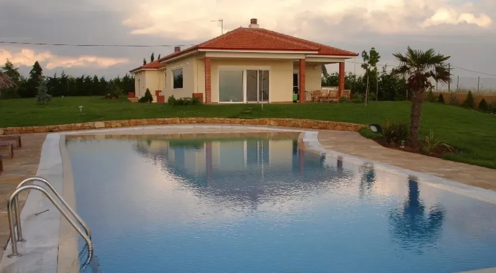 βίλα προς πώληση 365 τ.μ Μηχανιώνα Προάστια Θεσσαλονίκης