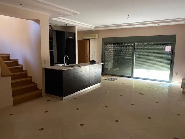 μεζονέτα προς πώληση 220 τ.μ  Κέντρο Αθήνας