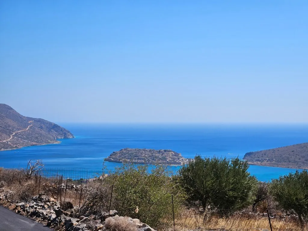 γη προς πώληση 5826 τ.μ Άγιος Νικόλαος Νομός Λασιθίου