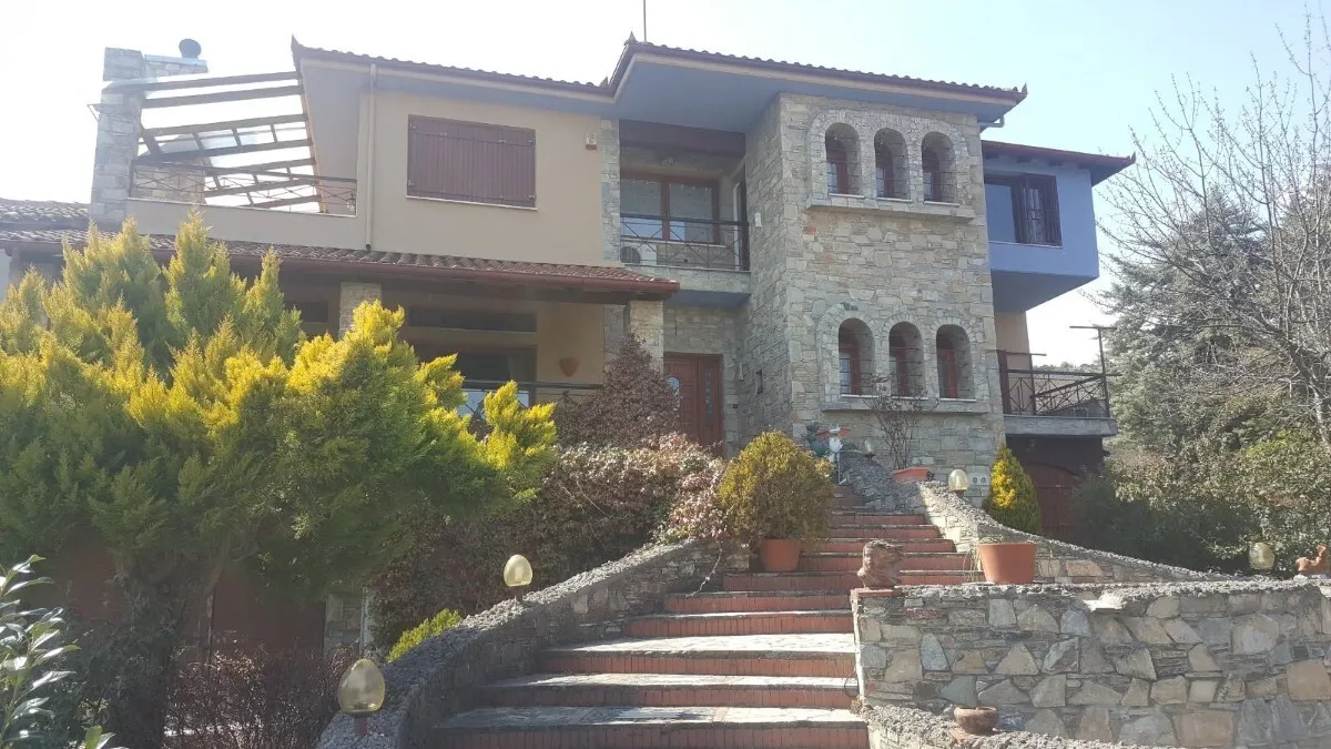 βίλα προς πώληση 350 τ.μ Βέροια Ημαθία