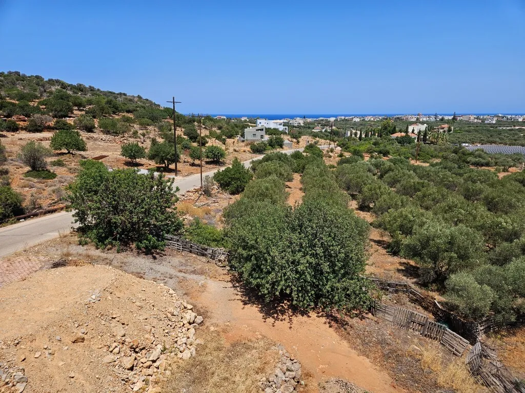 γη προς πώληση 809 τ.μ Βραχάσι Νομός Λασιθίου