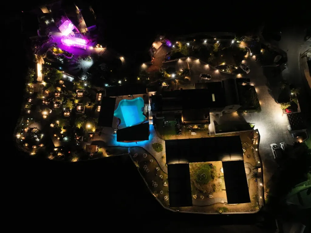 επιχείρηση προς πώληση 650 τ.μ Σαντορίνη Κυκλάδες