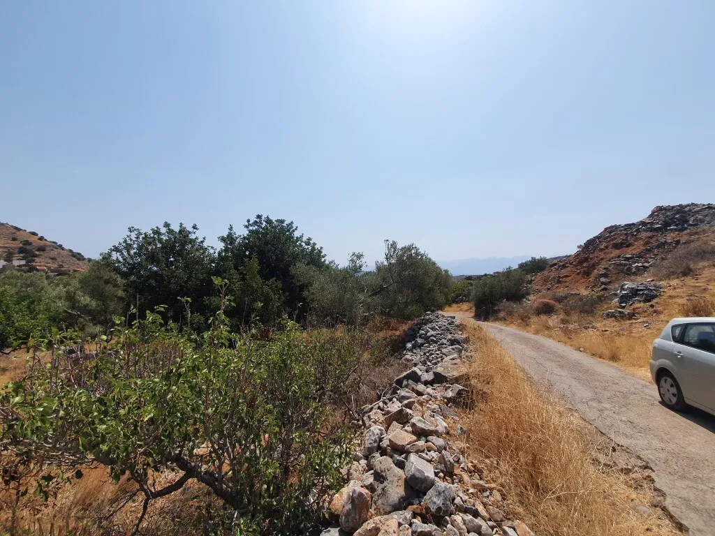 γη προς πώληση 2500 τ.μ Ελούντα Νομός Λασιθίου