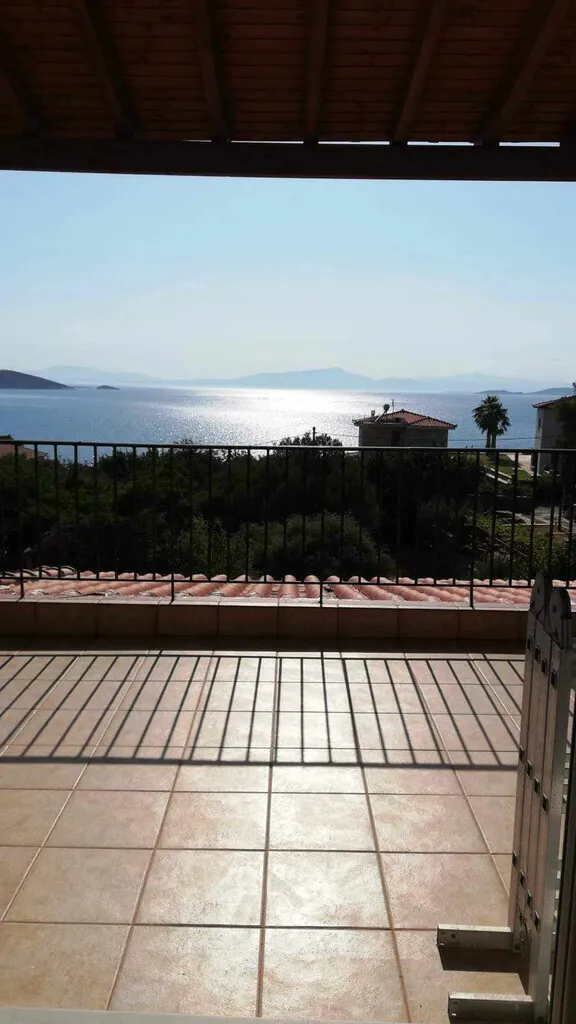 μεζονέτα προς πώληση 175 τ.μ Κάρυστος Εύβοια