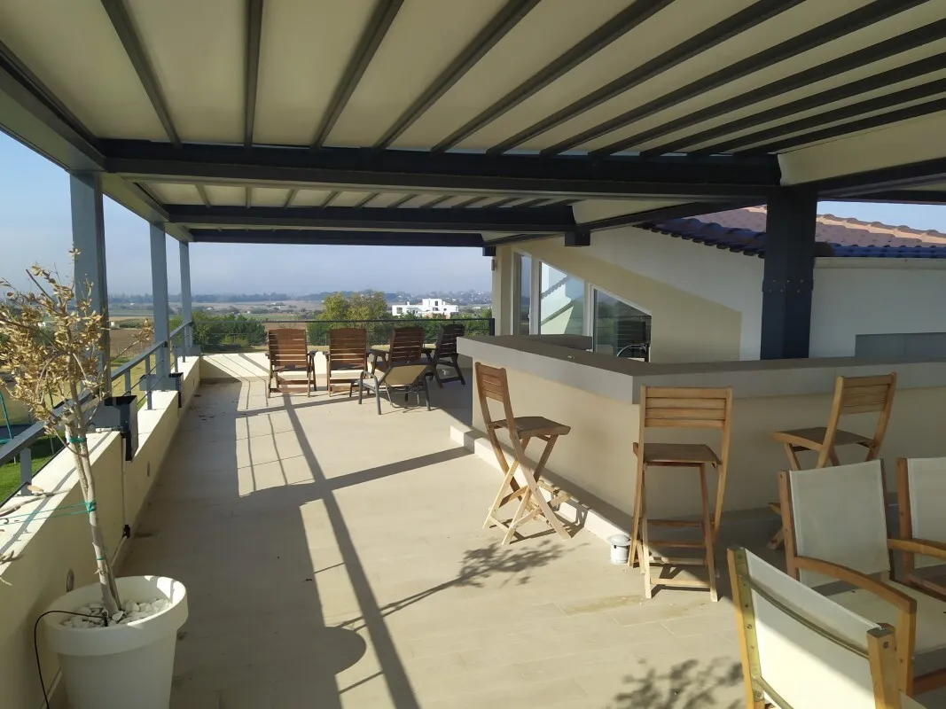 1067