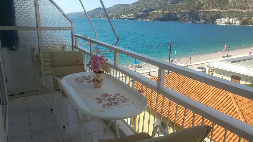 διαμέρισμα προς πώληση 33 τ.μ Λουτράκι-Περαχώρα Κορινθία