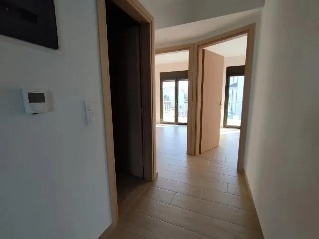 640