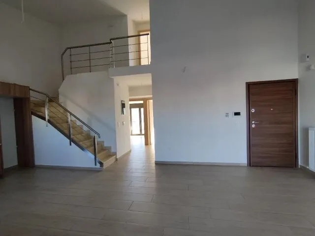 640