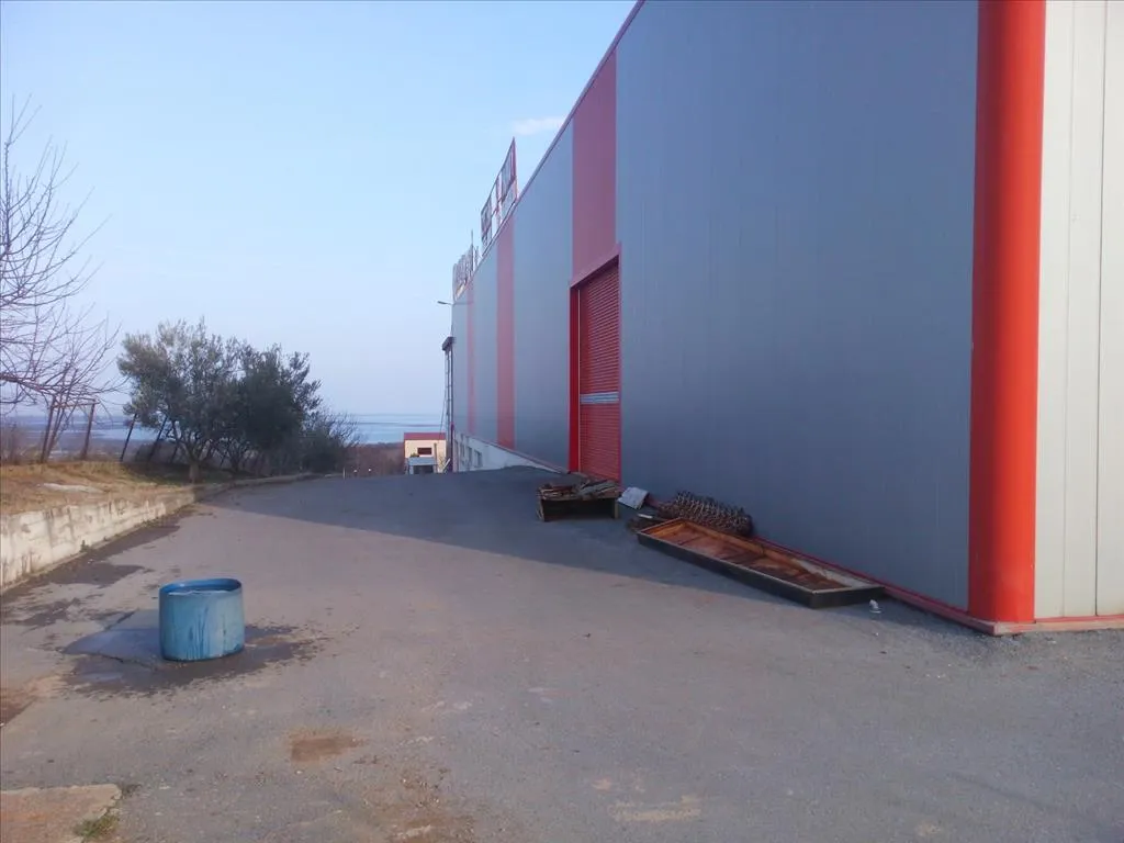 επιχείρηση προς πώληση 1650 τ.μ  Νομός Πιερίας