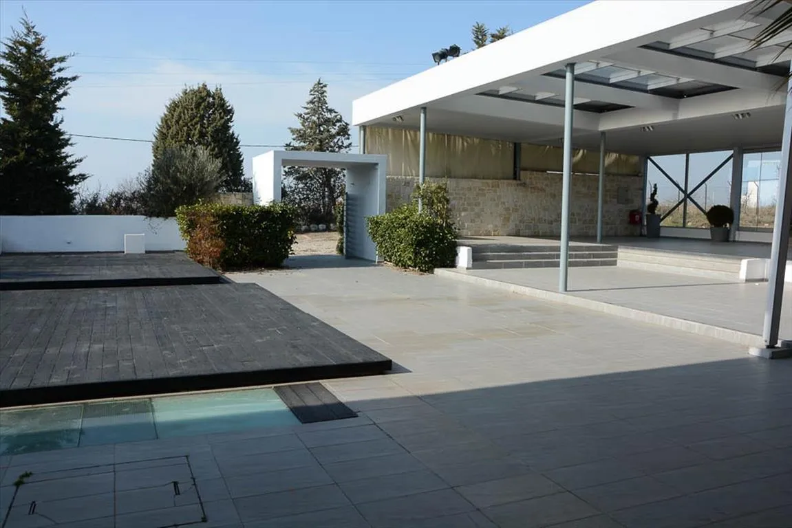 εμπορικό ακίνητο προς πώληση 5200 τ.μ Καλαμαριά Προάστια Θεσσαλονίκης