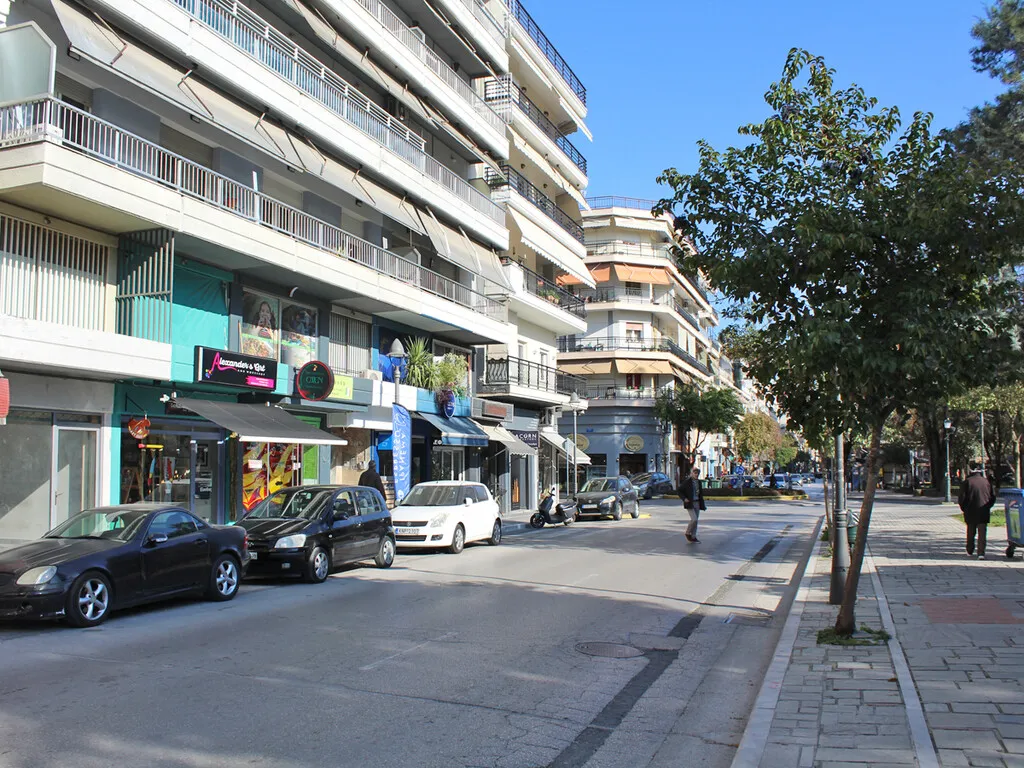 εμπορικό ακίνητο προς πώληση 100 τ.μ Κατερίνη Νομός Πιερίας