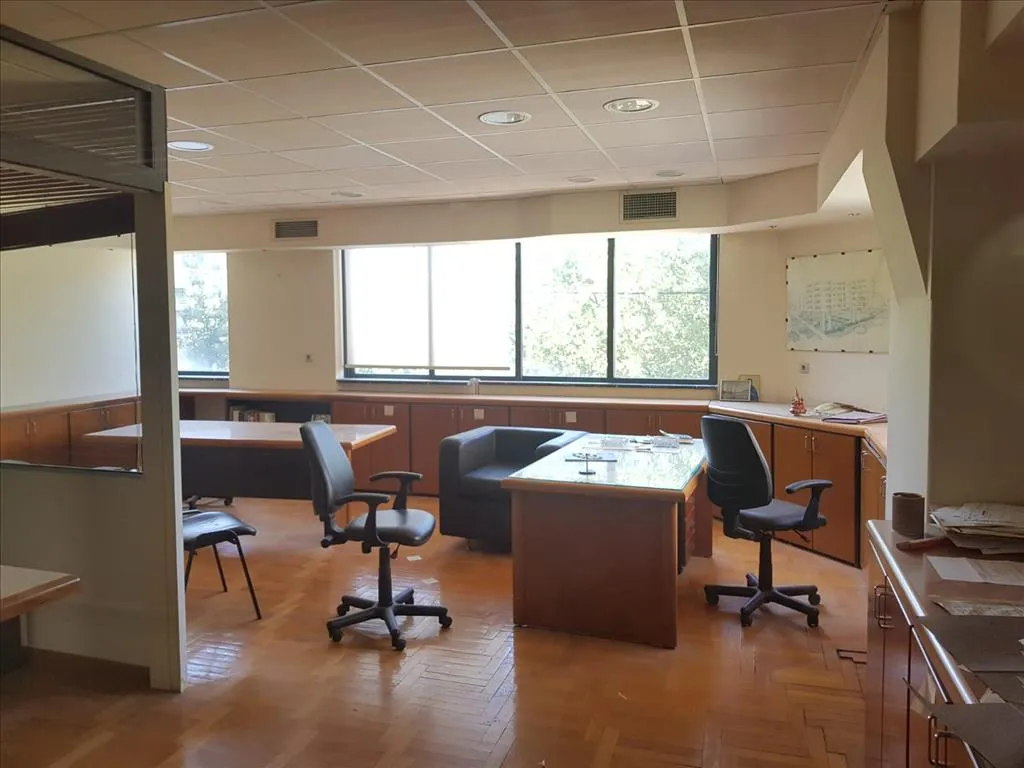 εμπορικό ακίνητο προς πώληση 130 τ.μ Ηράκλειο Βόρεια Αθήνας
