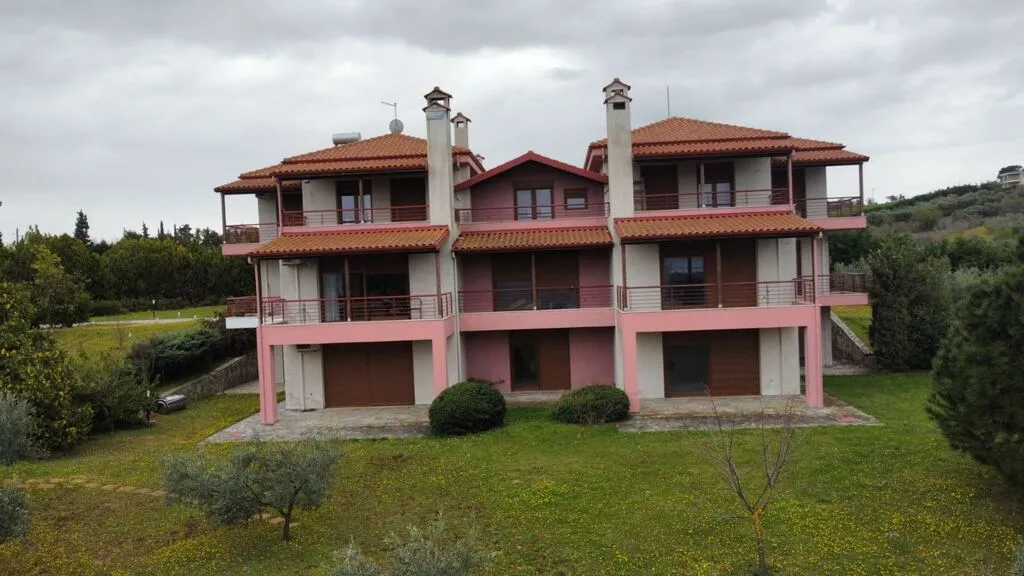 συγκρότημα προς πώληση 627 τ.μ Θερμαϊκός Προάστια Θεσσαλονίκης