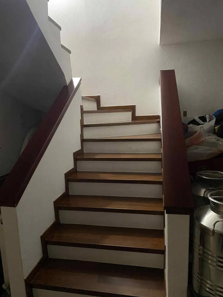 768