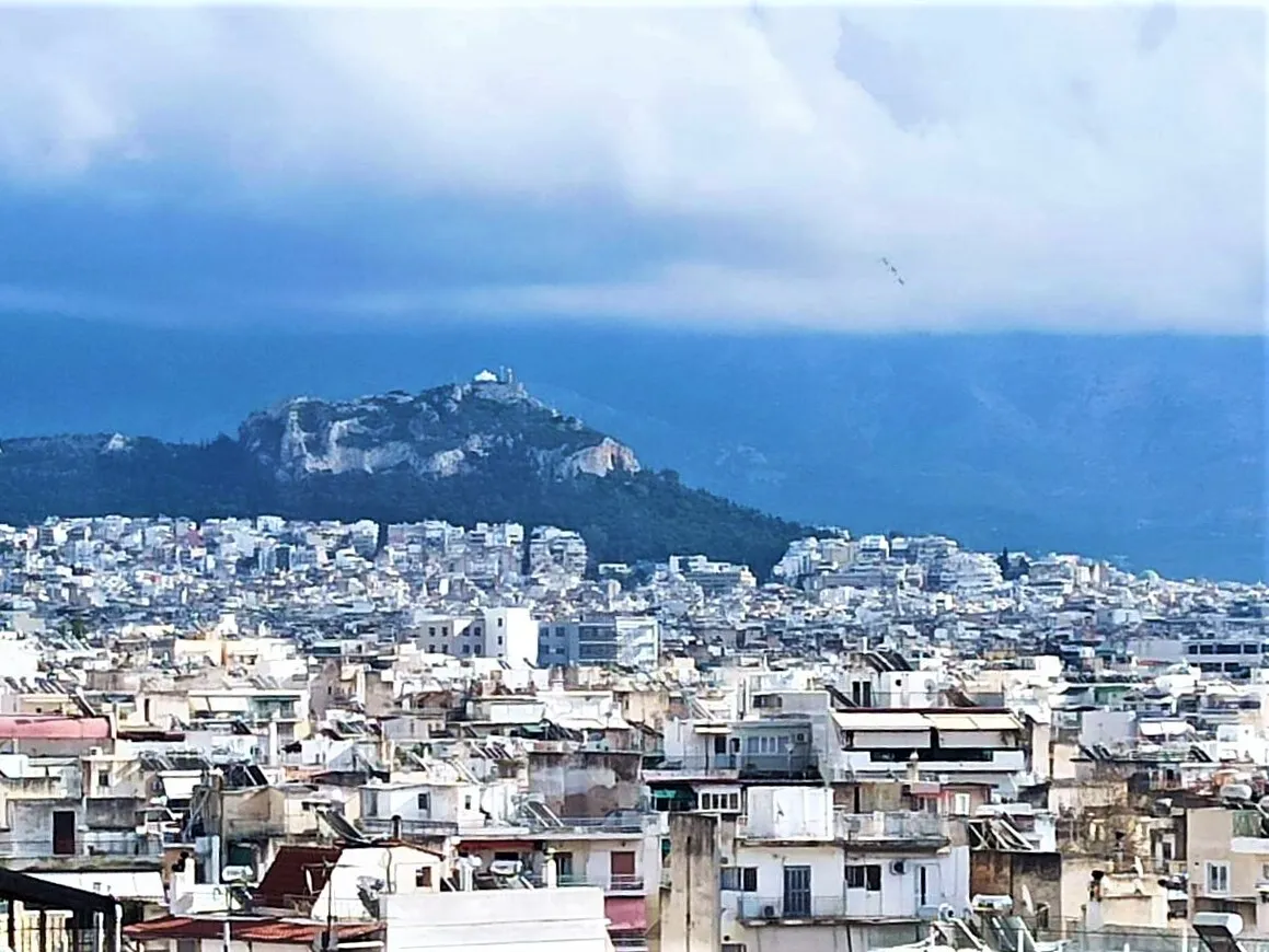 διαμέρισμα προς πώληση 100 τ.μ Σεπόλια - Σκουζέ Κέντρο Αθήνας
