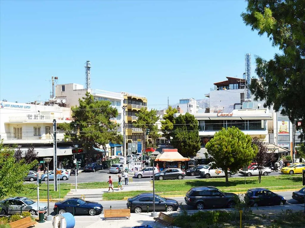 εμπορικό ακίνητο προς πώληση 90 τ.μ Γλυφάδα Νότια Αθήνας