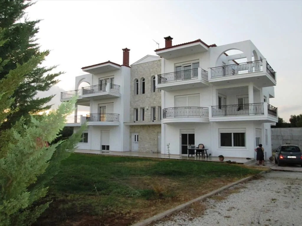 μονοκατοικία προς πώληση 460 τ.μ Πολύγυρος Χαλκιδική