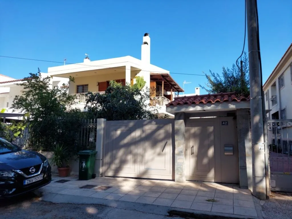 μονοκατοικία προς πώληση 180 τ.μ  Κέντρο Αθήνας