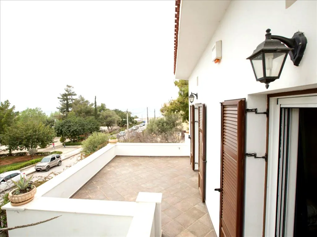 μονοκατοικία προς πώληση 360 τ.μ Σαρωνίδα Υπόλοιπη Αττικής