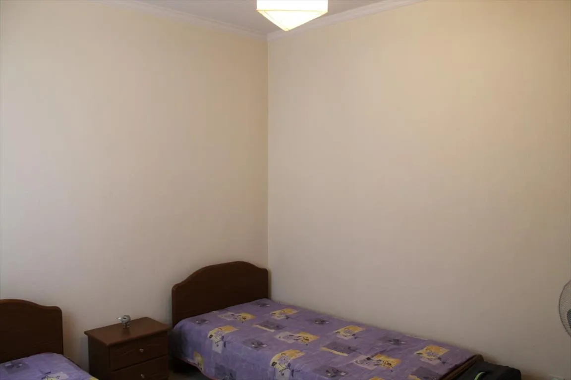 1152
