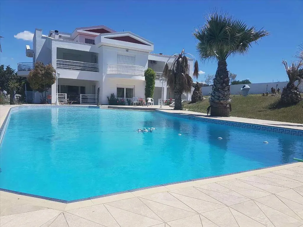 βίλα προς πώληση 435 τ.μ Θέρμη Προάστια Θεσσαλονίκης