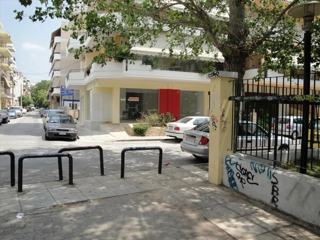 εμπορικό ακίνητο προς πώληση 72 τ.μ Κέντρο - Λιμάνι Πειραιάς