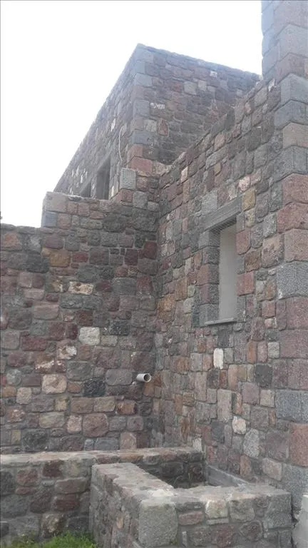 432