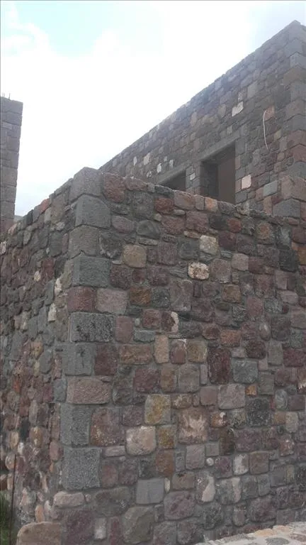 432