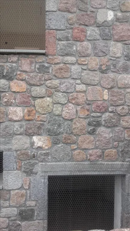 432