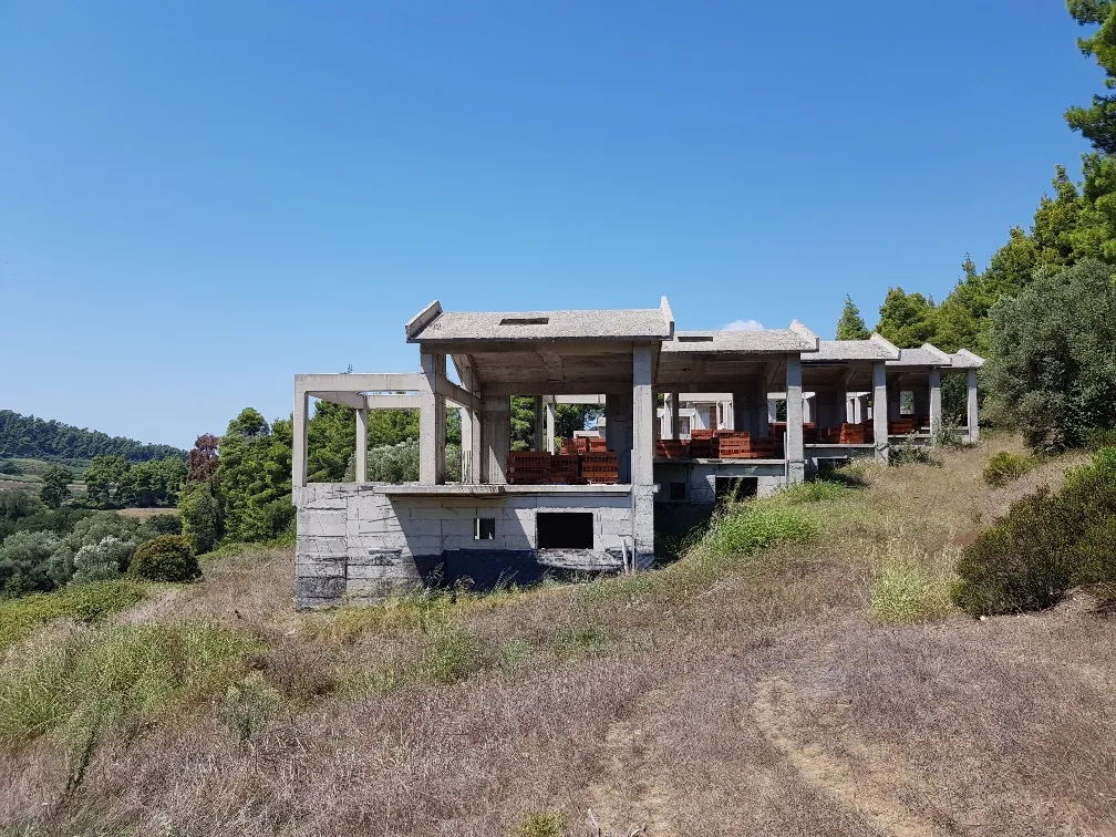 επιχείρηση προς πώληση 1100 τ.μ Κασσάνδρα Χαλκιδική