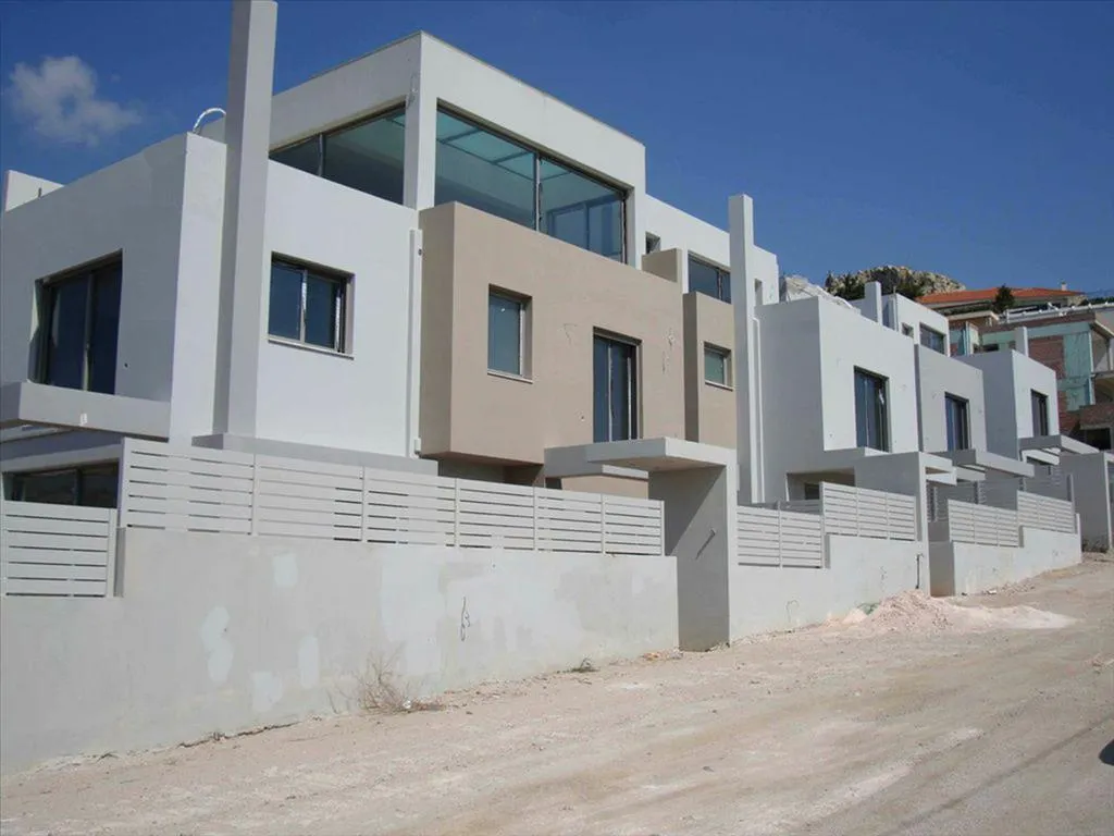 μεζονέτα προς πώληση 207 τ.μ Καλύβια Θορικού Υπόλοιπη Αττικής