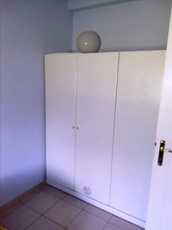 576