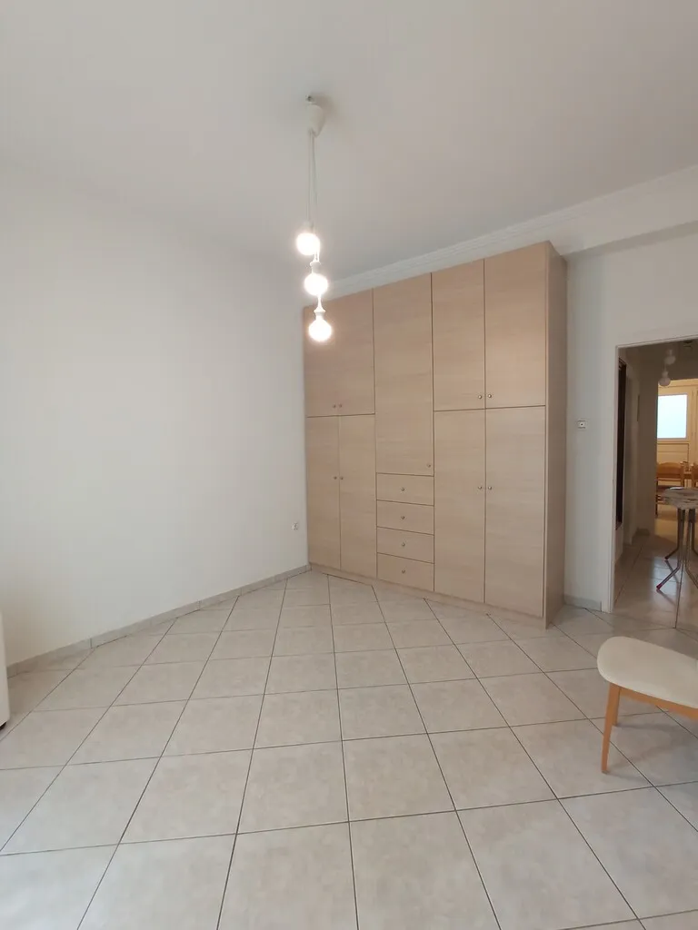 768