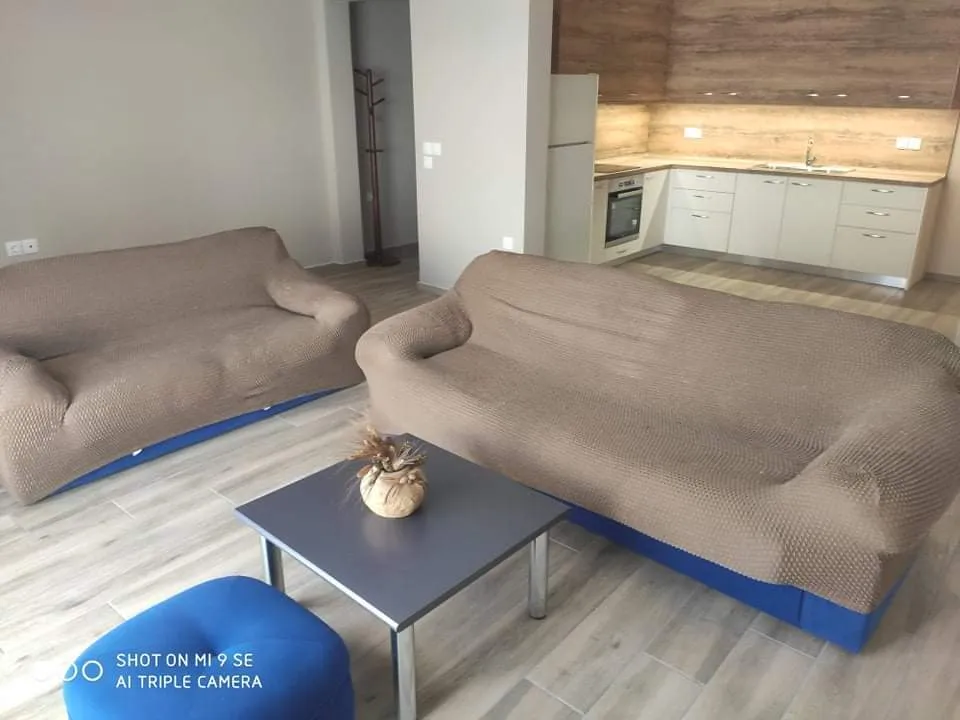 960