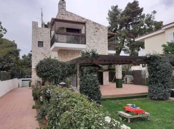 μονοκατοικία προς πώληση 531 τ.μ Άνοιξη Βόρεια Αθήνας