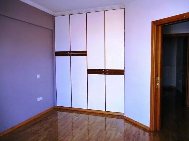 640