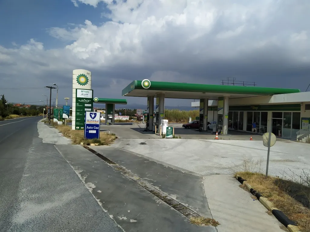 εμπορικό ακίνητο προς πώληση 800 τ.μ Μυγδονία Προάστια Θεσσαλονίκης